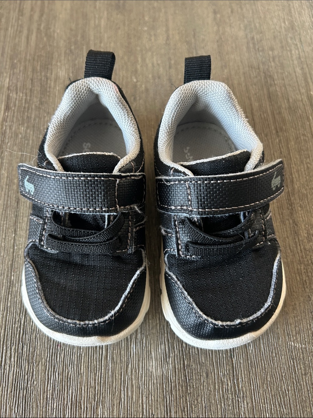 See Kai Run Basics Toddler Tenny Sneakers - Black, Sz.4, Gently Used.